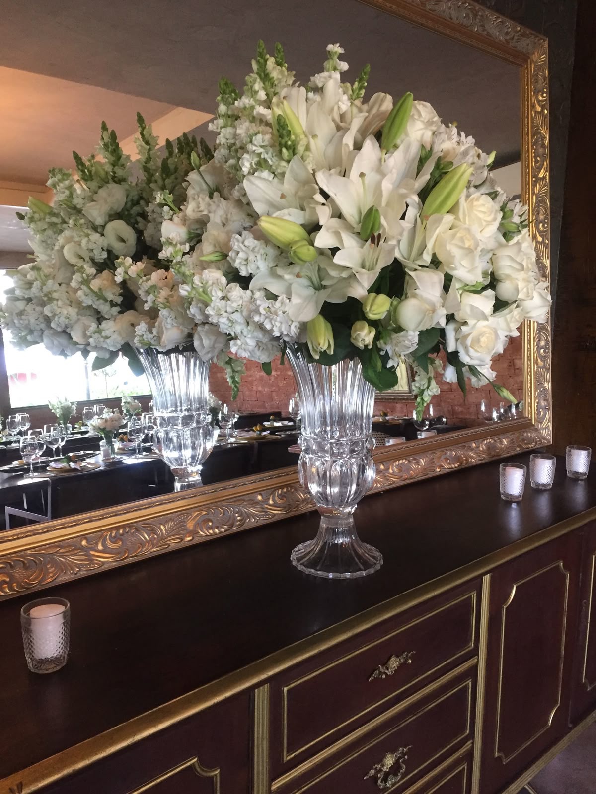 Elegant event décor detail